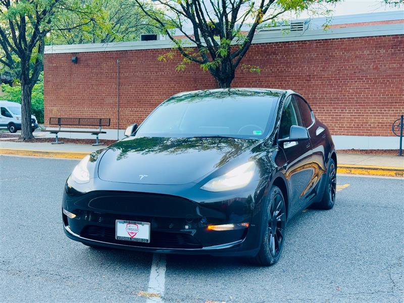 Used 2021 Tesla Model Y Long Range image 2