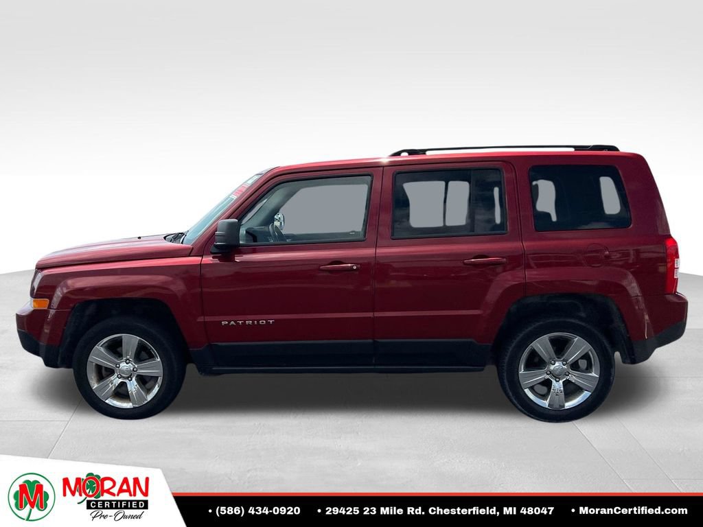 Used 2014 Jeep Patriot Latitude AWD/4WD image 2