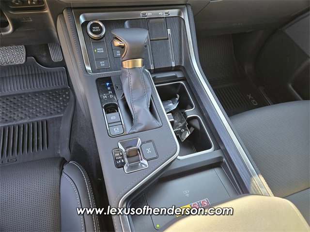 Used 2026 Lexus GX 550 w/ Accessory Package (2T) image 26