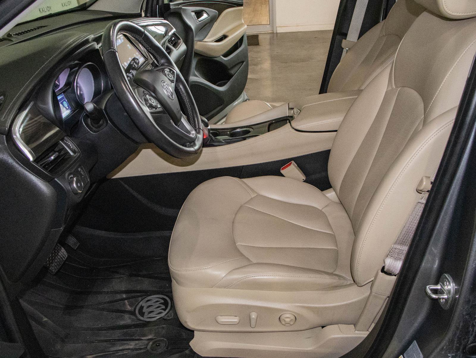 Used 2020 Buick Envision Essence image 8