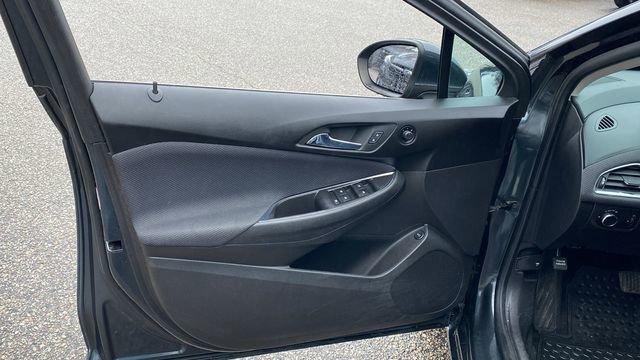 Used 2017 Chevrolet Cruze LT image 15