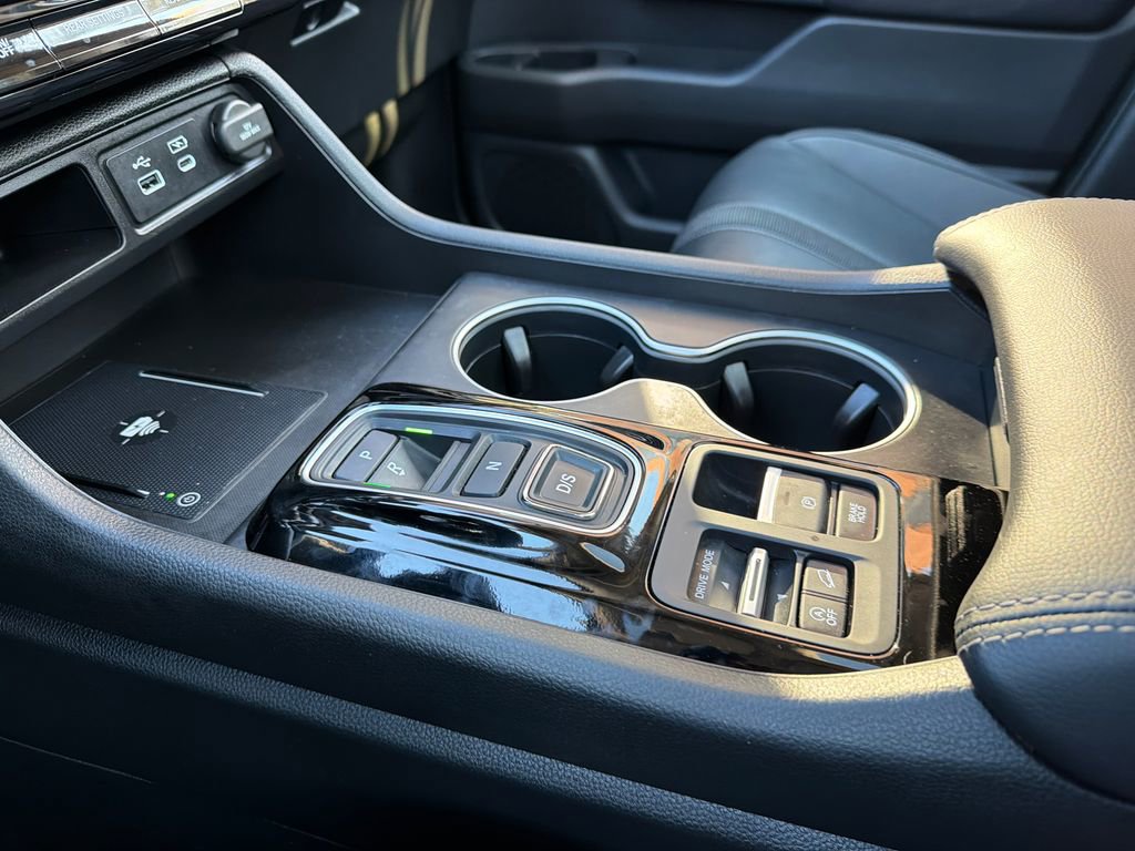 Used 2023 Honda Pilot Touring image 33