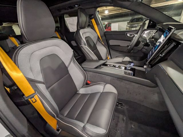 New 2026 Volvo XC60 T8 Polestar w/ Protection Package Premier AWD/4WD image 30