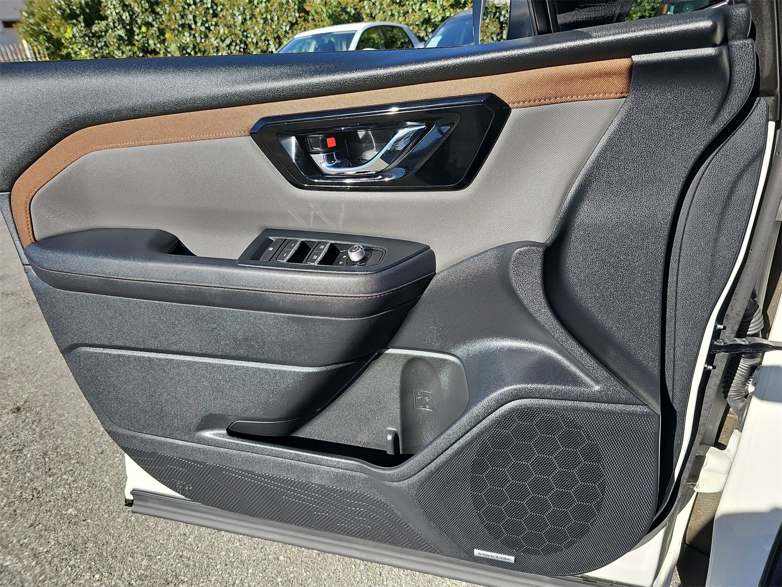 Used 2025 Subaru Forester Sport image 28