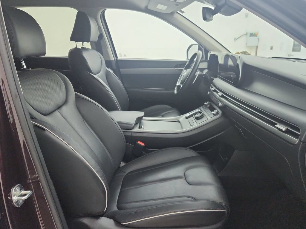Used 2025 Hyundai Palisade SEL FWD image 37
