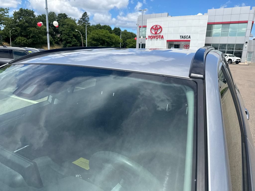 Used 2019 Toyota RAV4 LE w/ All Weather Liner Package AWD/4WD image 42