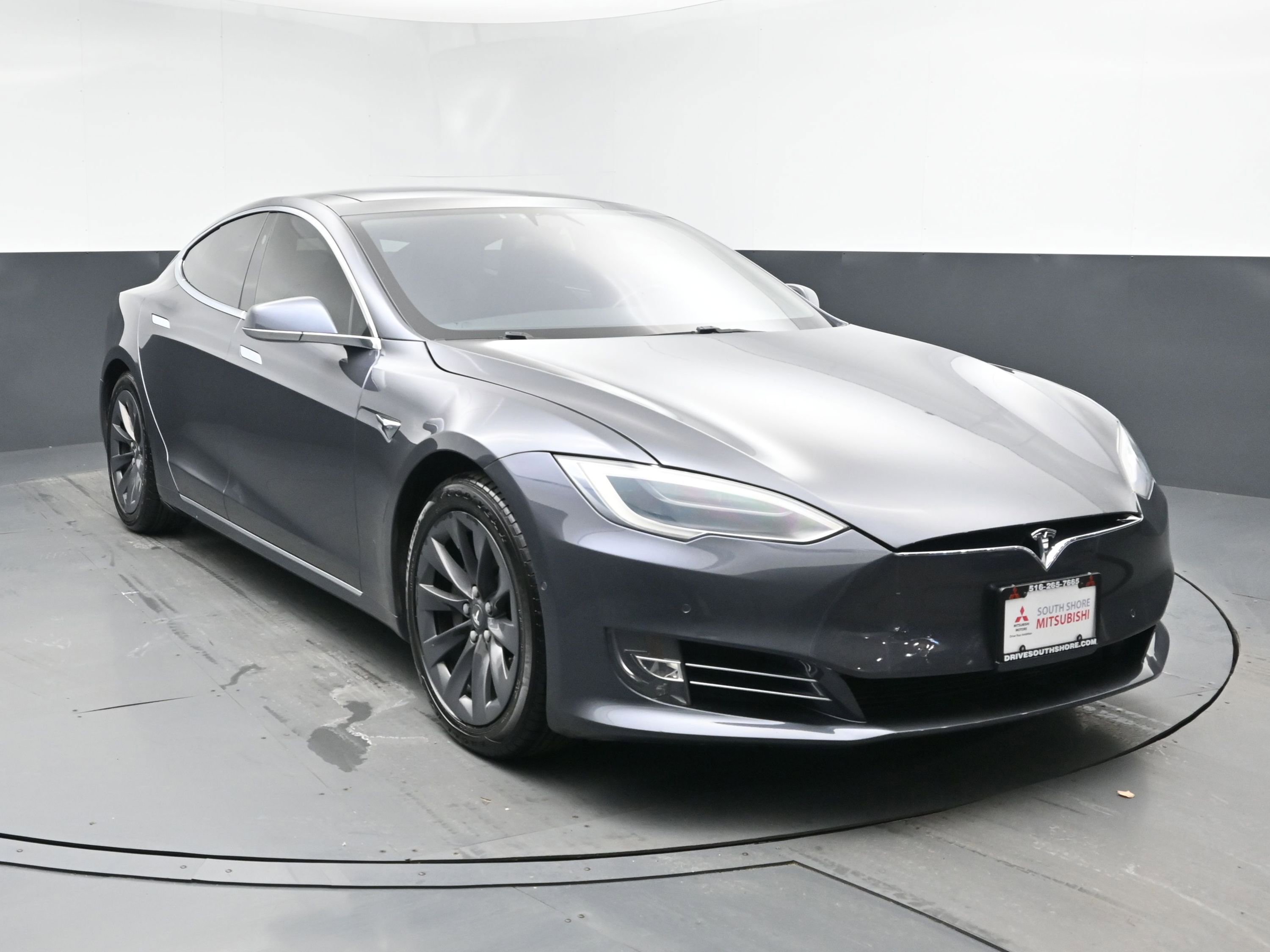 Used 2018 Tesla Model S AWD image 2