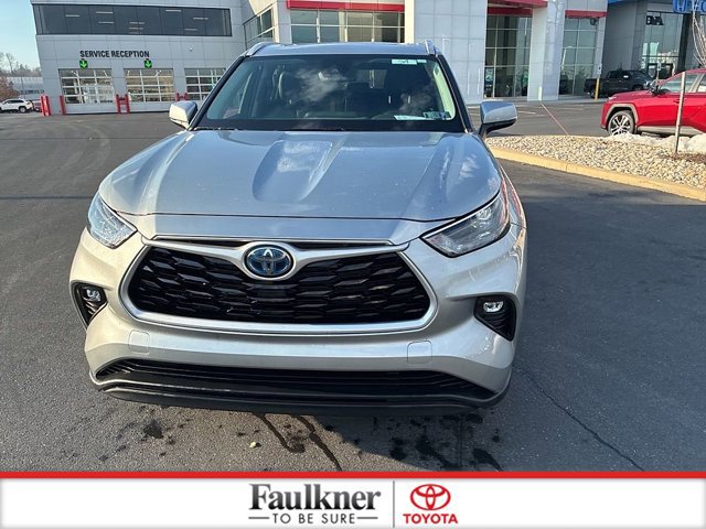 Used 2023 Toyota Highlander XLE image 18
