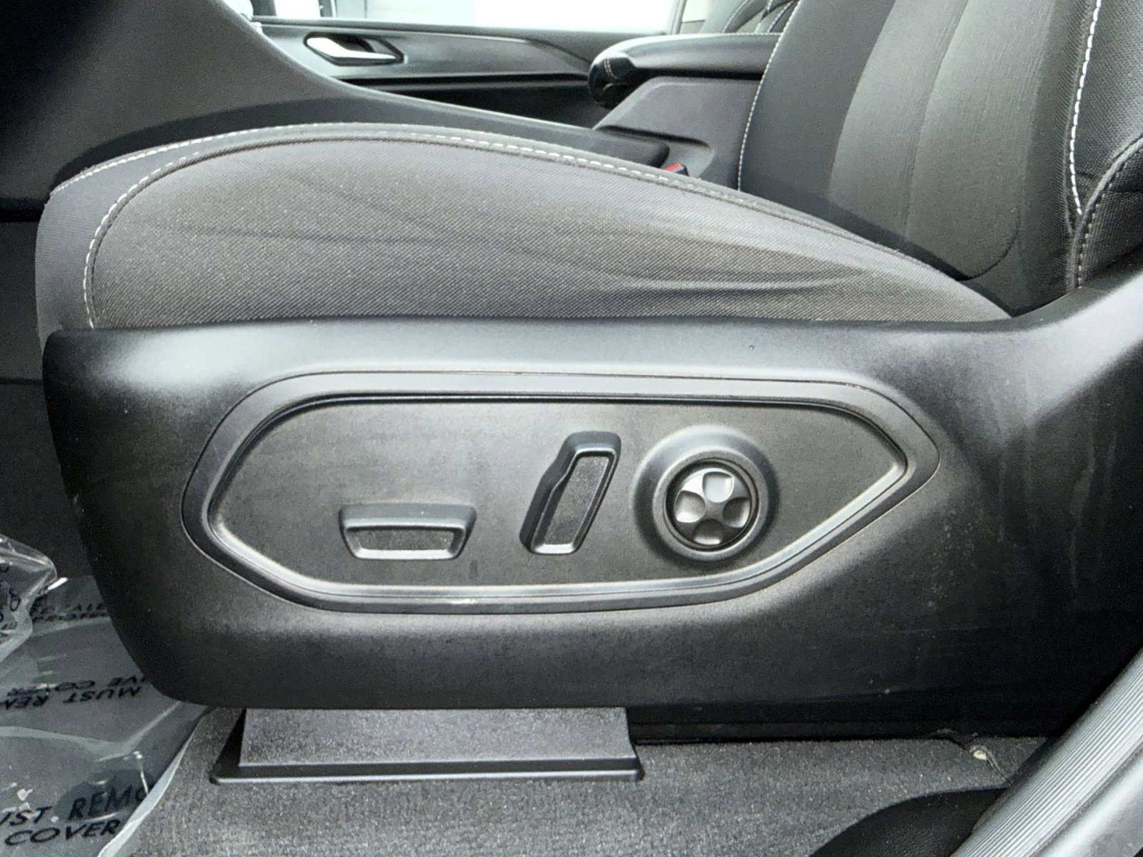 Used 2023 Jeep Grand Cherokee Laredo w/ Luxury Tech Group I image 14