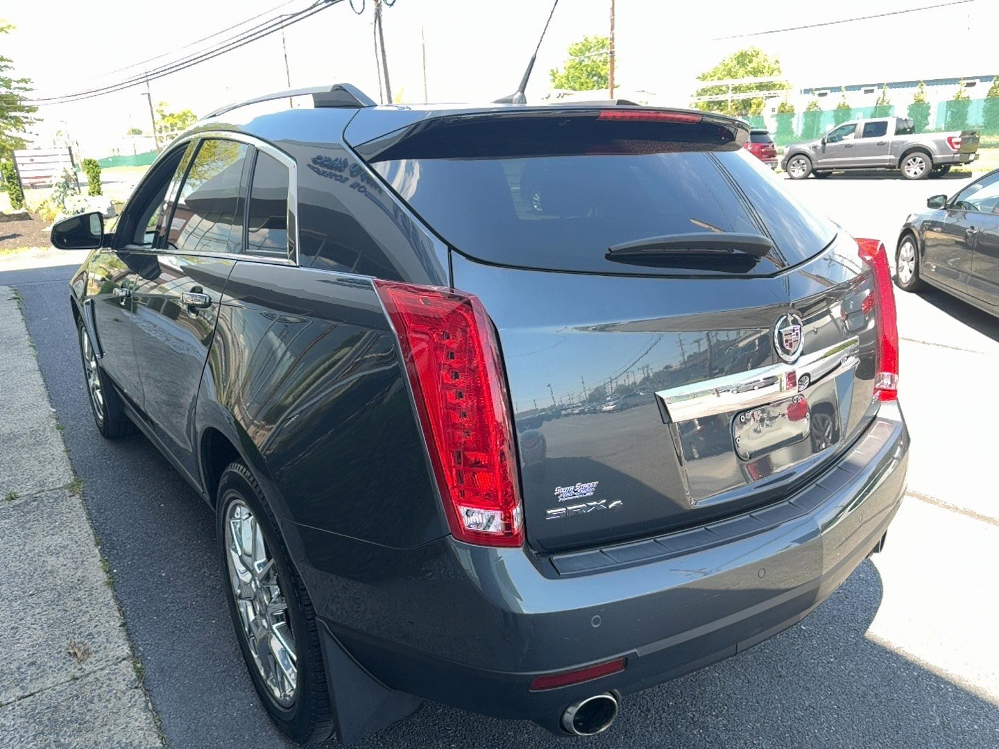 Used 2013 Cadillac SRX Performance AWD/4WD image 3