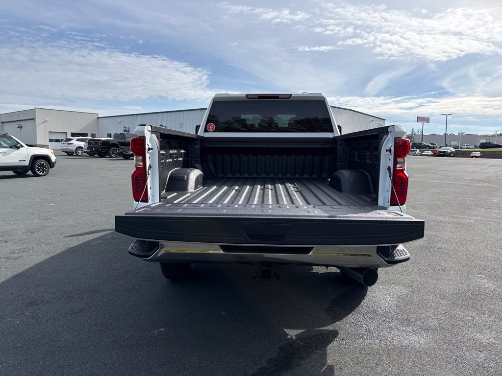 New 2026 Chevrolet Silverado 2500 W/T AWD/4WD image 17