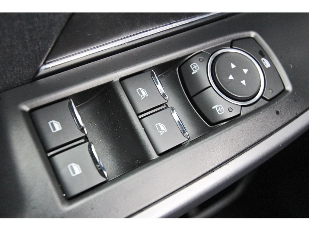 Used 2025 Ford F150 Lightning XLT AWD/4WD image 20