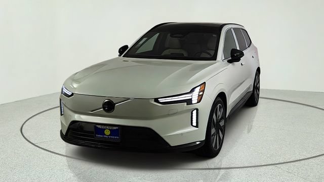 New 2026 Volvo EX90 Ultra AWD/4WD image 2