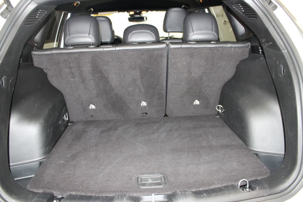 Used 2025 Jeep Compass Trailhawk image 34