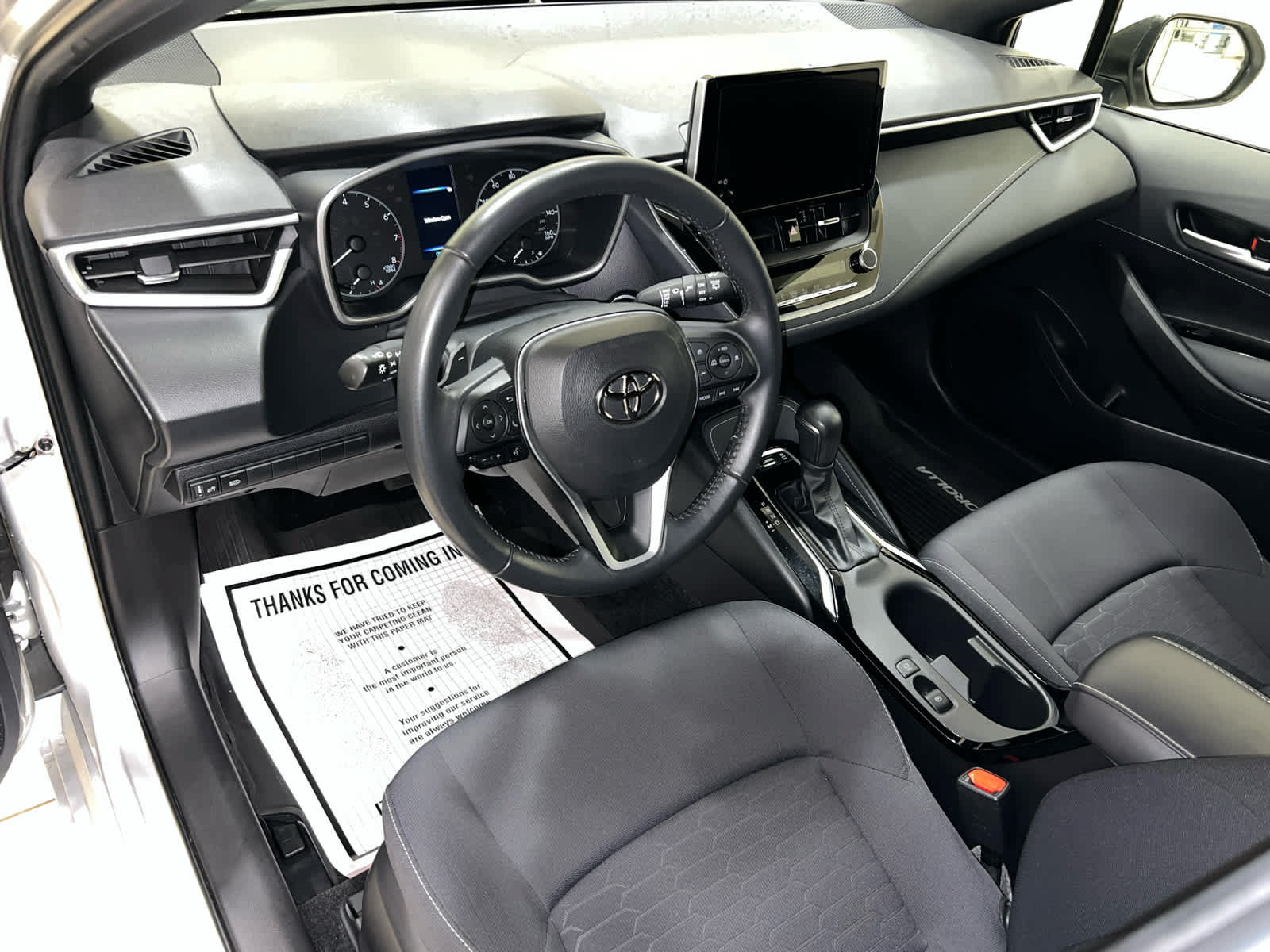 Used 2023 Toyota Corolla SE w/ SE Premium Package FWD image 15