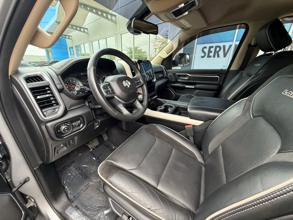 Used 2019 RAM 1500 Laramie RWD image 7