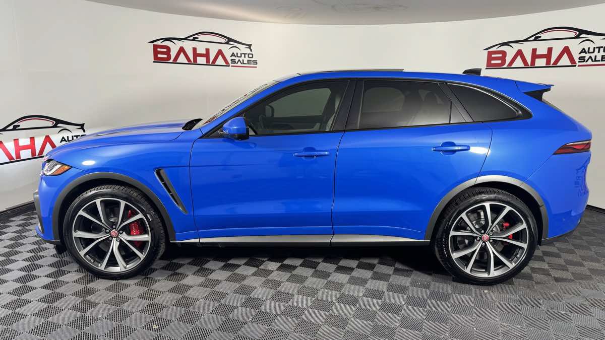 Used 2022 Jaguar F-PACE SVR AWD/4WD image 5