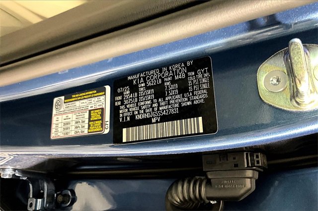 New 2025 Kia Sorento EX image 9