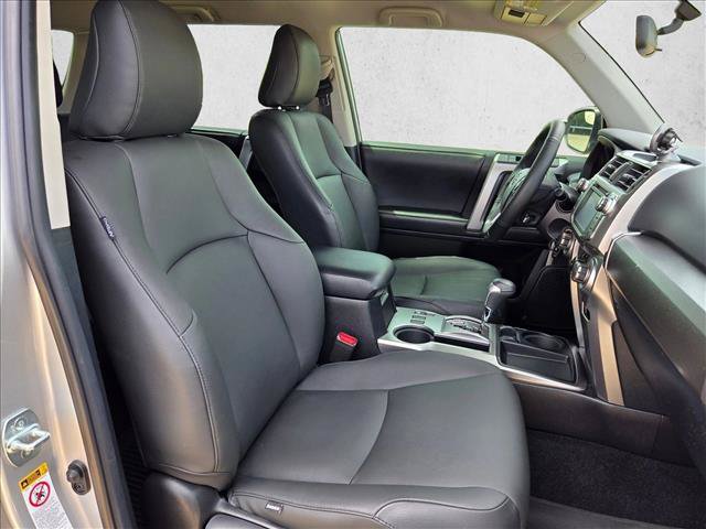 Used 2016 Toyota 4Runner SR5 RWD image 21