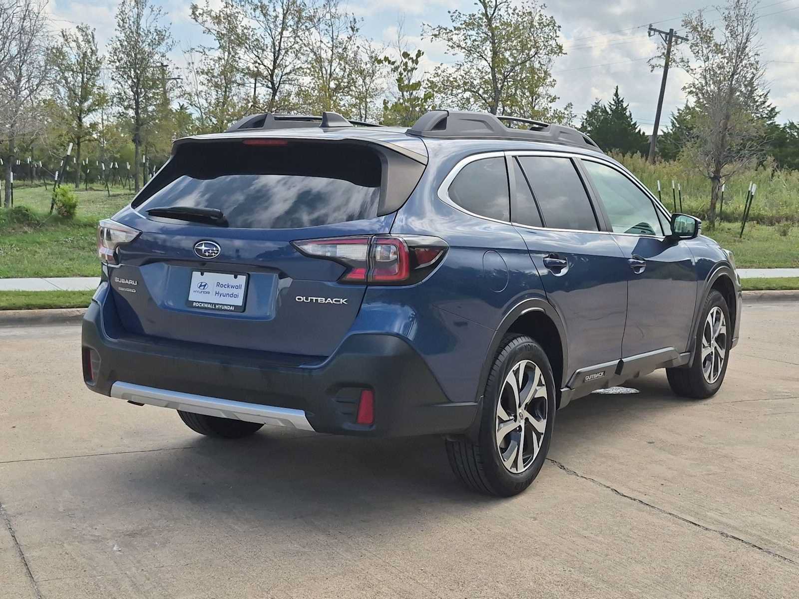 Used 2021 Subaru Outback Limited w/ Popular Package #2 AWD/4WD image 14