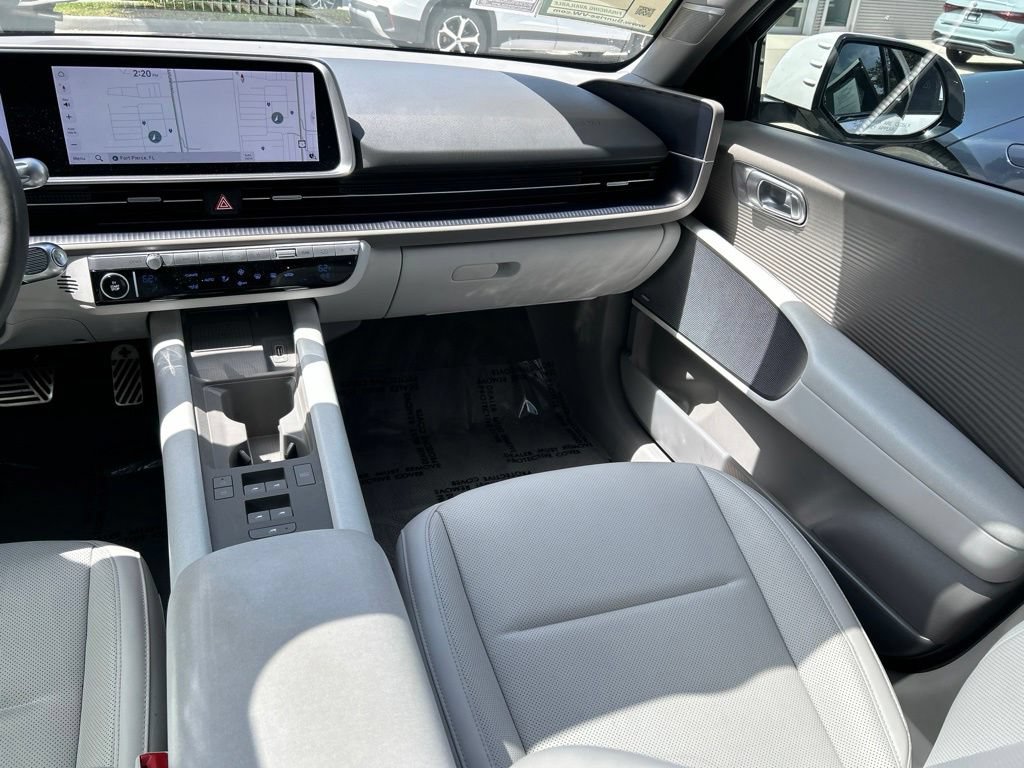Used 2023 Hyundai Ioniq 6 Limited RWD image 11