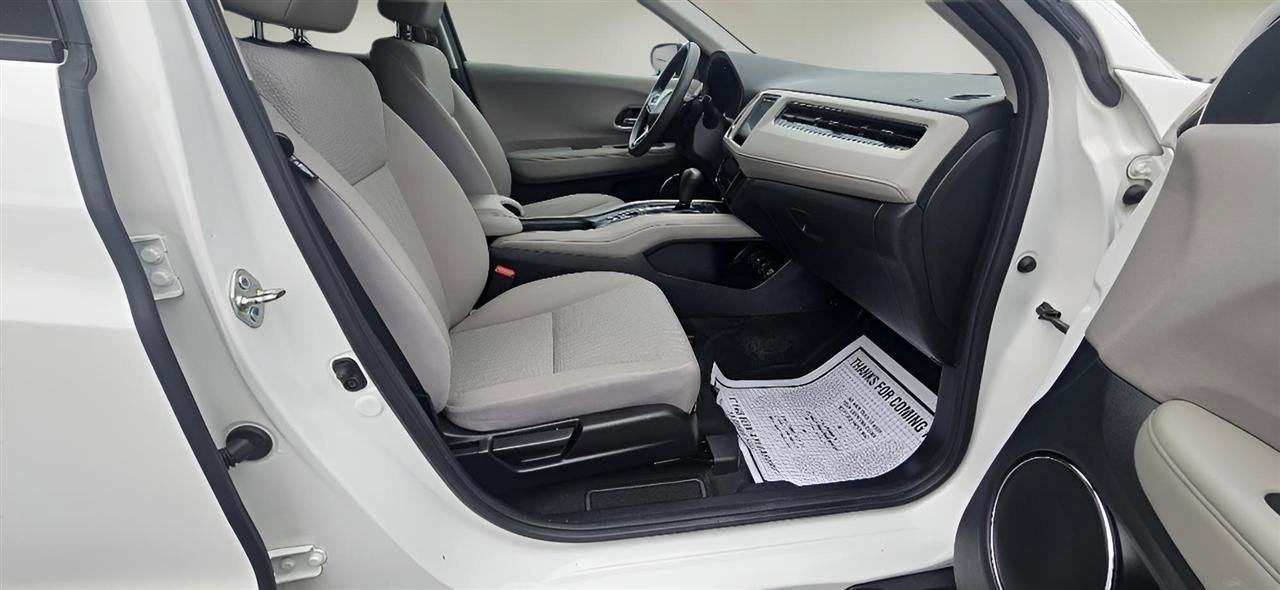 Used 2018 Honda HR-V EX image 27