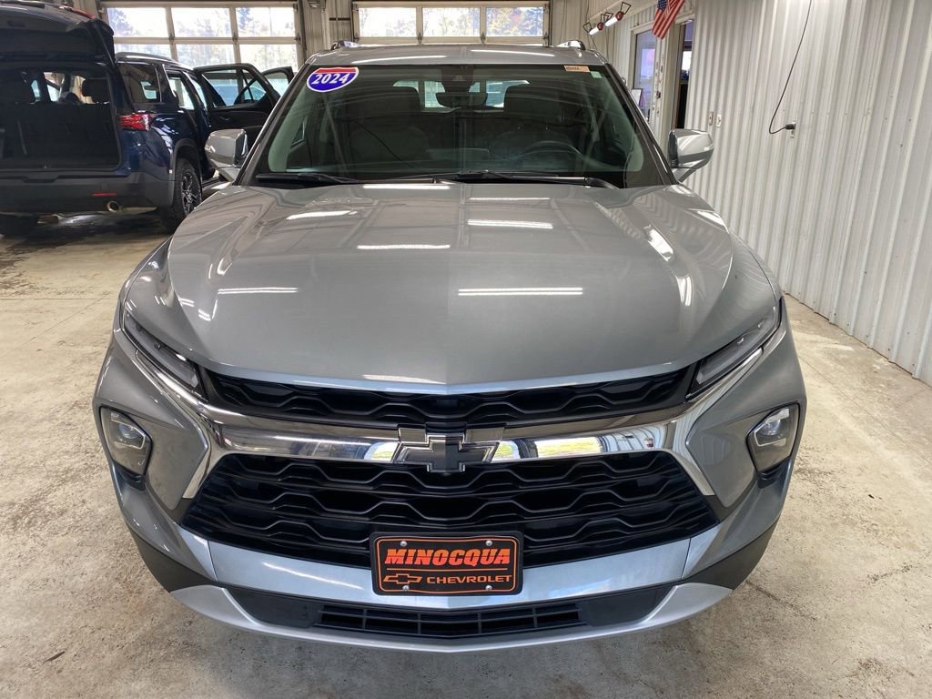 Used 2024 Chevrolet Blazer LT w/ Sound & Technology Package AWD/4WD image 7