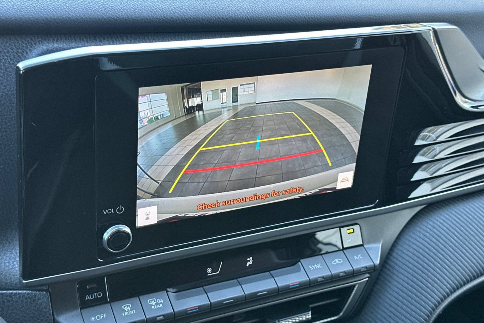Certified 2025 Toyota Camry SE FWD image 15