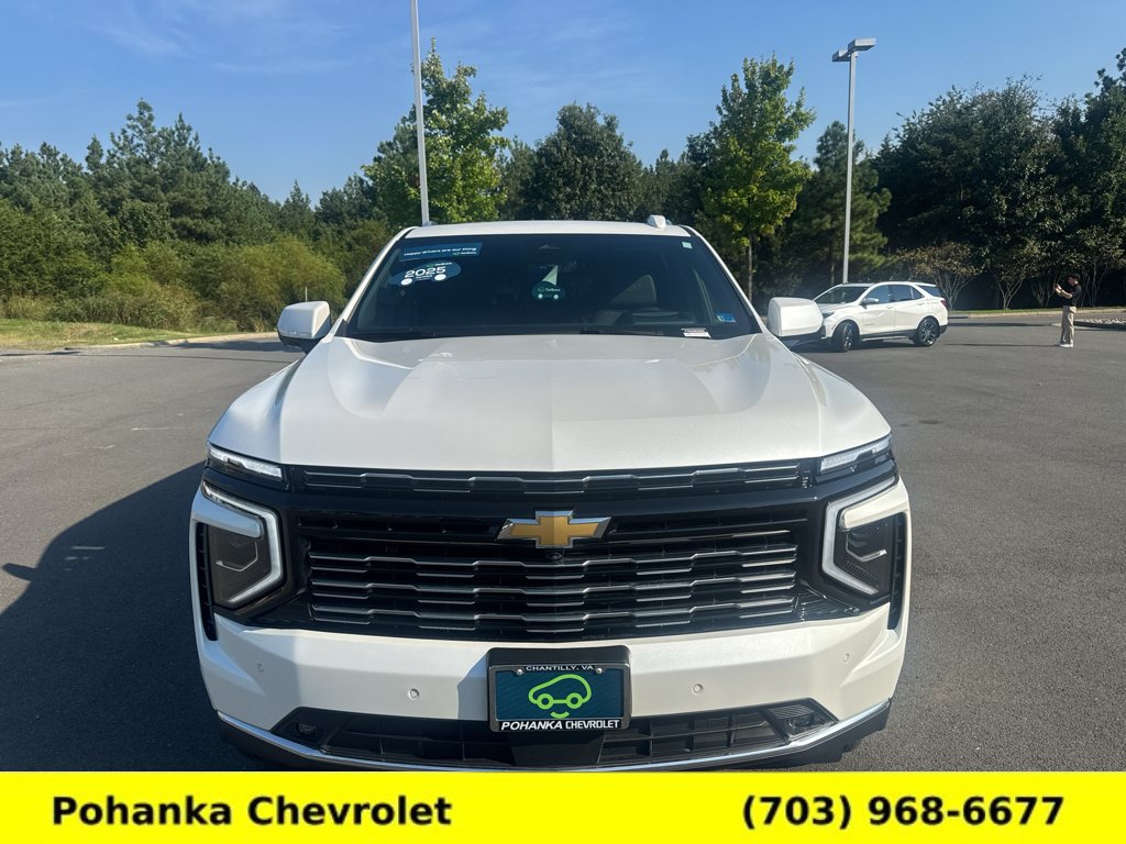 Used 2025 Chevrolet Suburban High Country AWD/4WD image 2