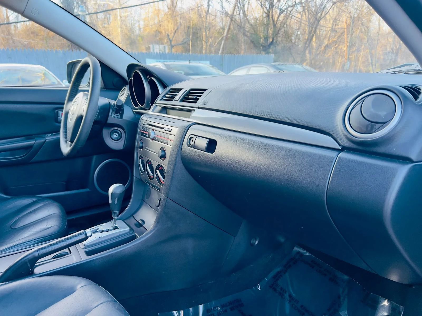 Used 2007 MAZDA MAZDA3 s Touring FWD image 12