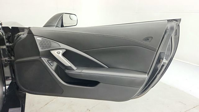 Used 2014 Chevrolet Corvette Stingray Convertible w/ 2LT Preferred Equipment Group image 18