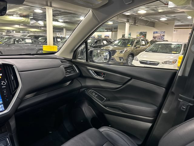 Used 2023 Subaru Ascent Limited AWD/4WD image 24
