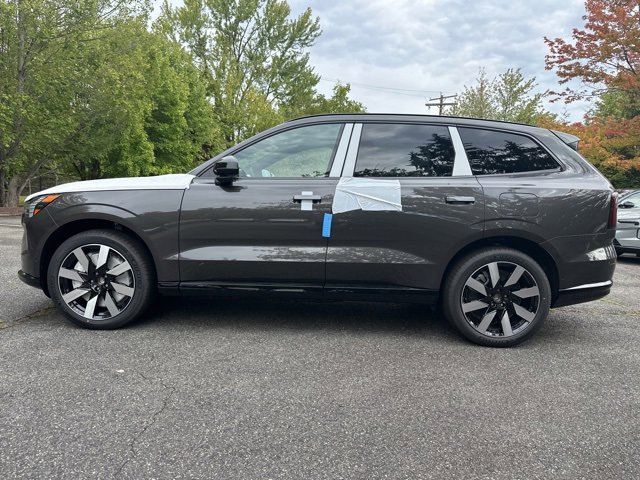 New 2025 Volvo EX90 Plus image 4