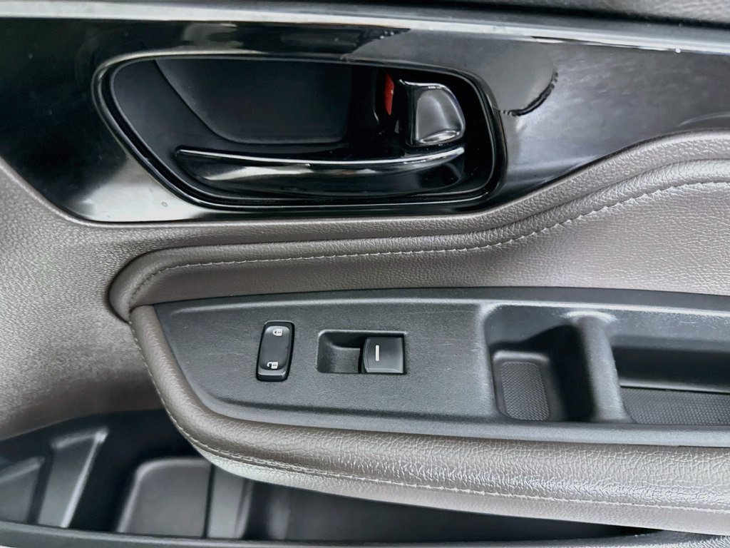 Used 2018 Honda Odyssey Elite image 28