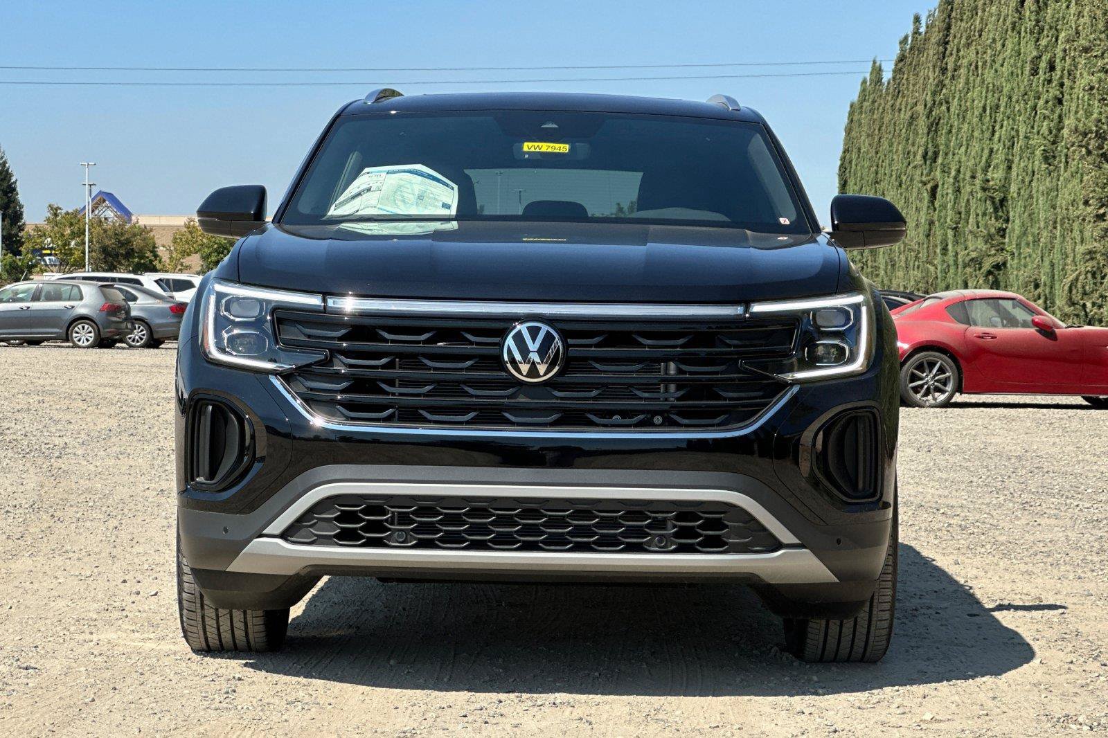 New 2026 Volkswagen Atlas Cross Sport SE FWD image 8