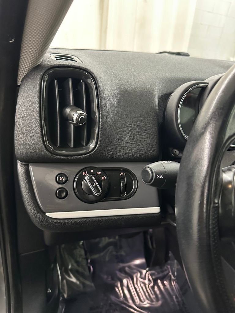 Used 2019 MINI Cooper Countryman S image 14