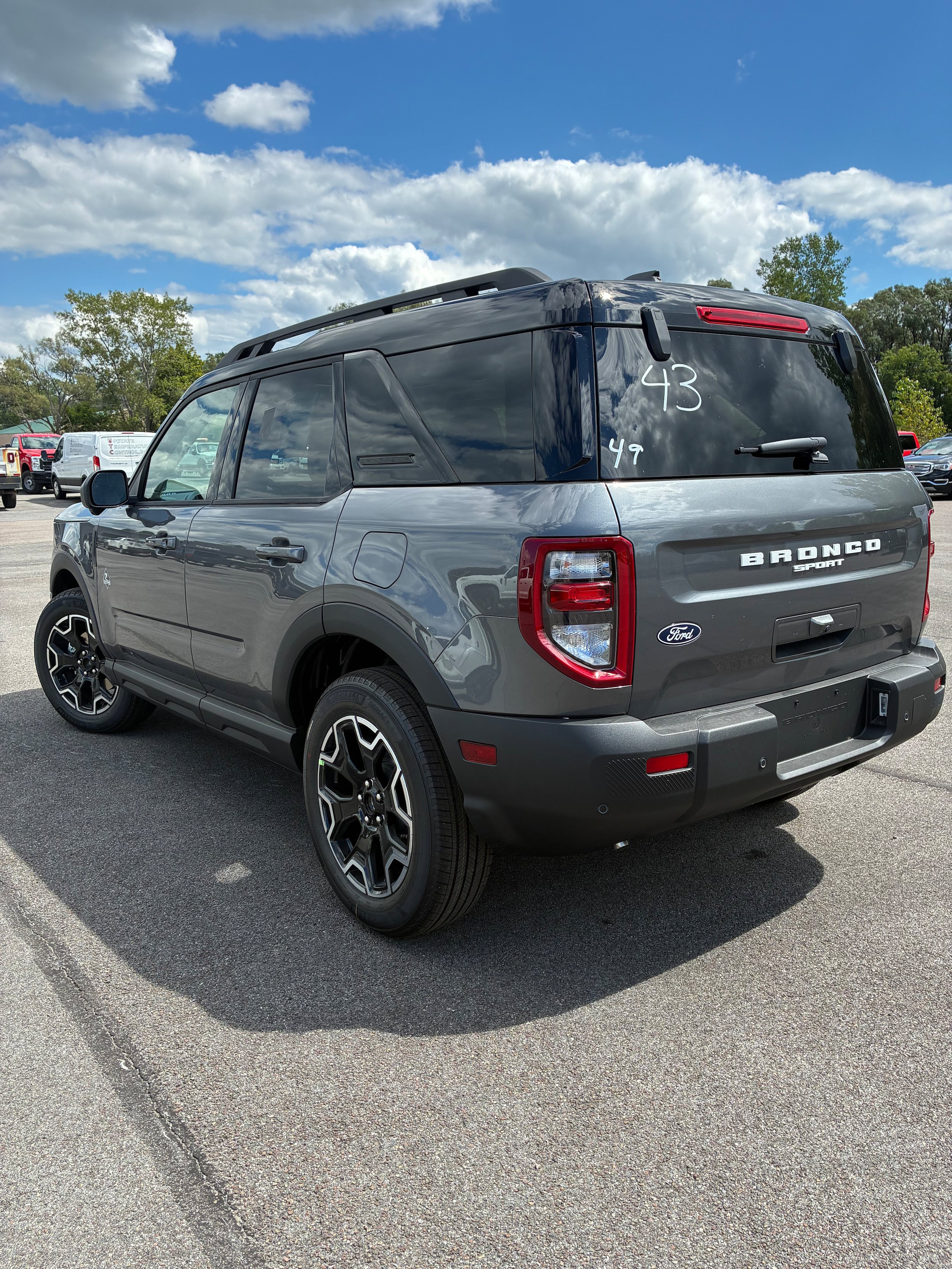 New 2026 Ford Bronco Sport Outer Banks w/ Outer Banks Tech Package+ AWD/4WD image 2
