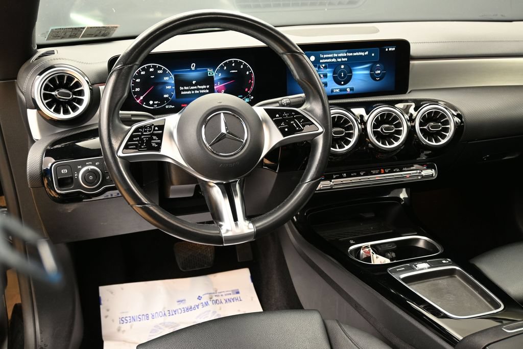 Used 2025 Mercedes-Benz CLA 250 4MATIC image 34