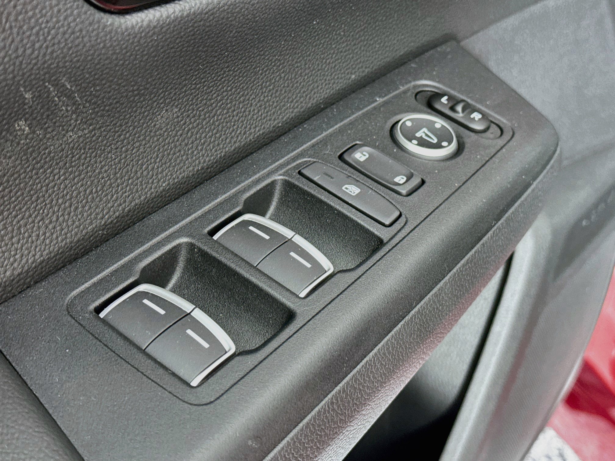 Certified 2025 Honda CR-V Sport Touring image 18