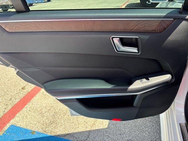 Used 2014 Mercedes-Benz E 250 BlueTEC Sedan image 26