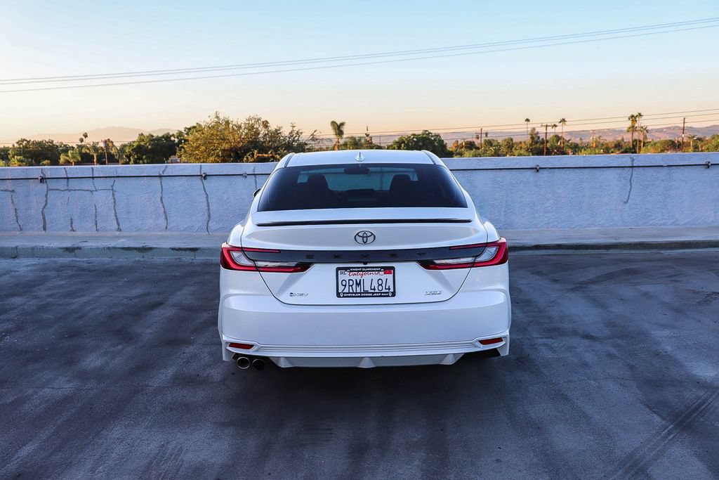 Used 2025 Toyota Camry XSE FWD image 8