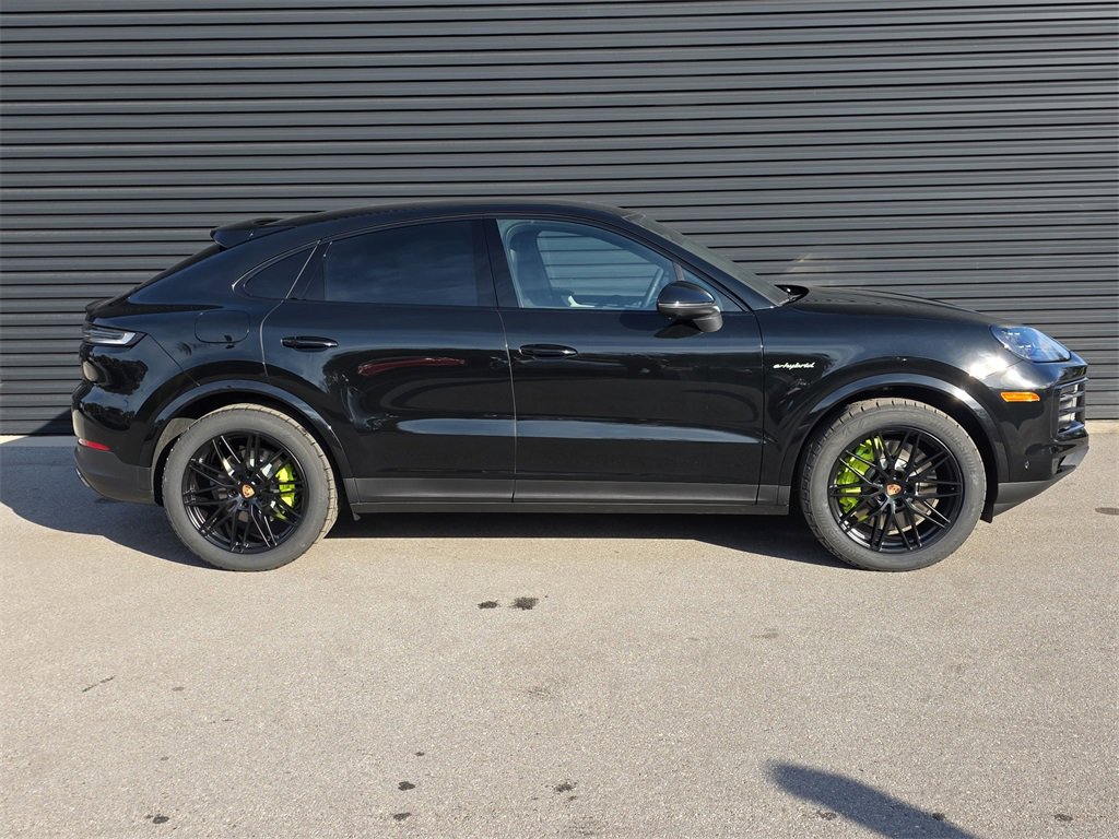New 2026 Porsche Cayenne E-Hybrid Coupe image 8