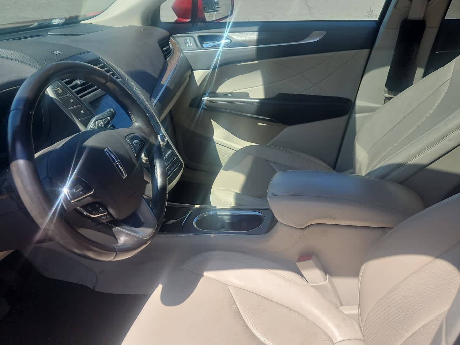 Used 2019 Lincoln MKC Reserve w/ MKC Technology Package FWD image 14