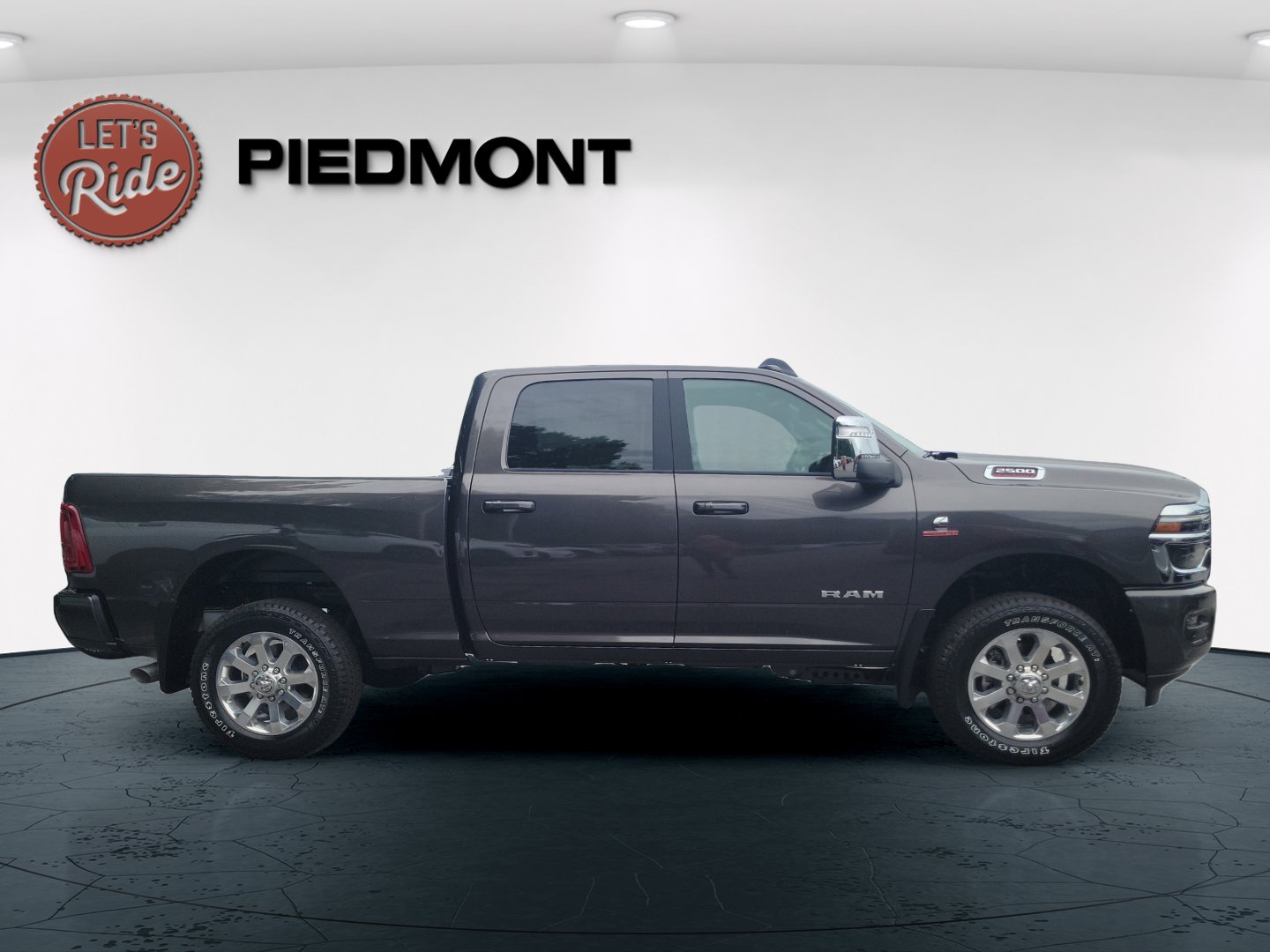New 2026 RAM 2500 Laramie AWD/4WD image 5