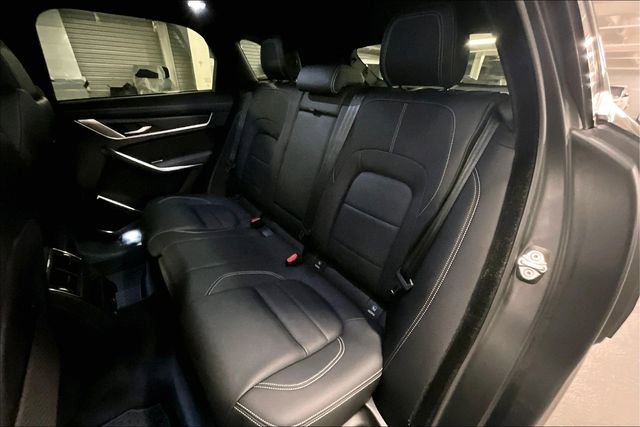Certified 2025 Jaguar F-PACE R-Dynamic S AWD/4WD image 17
