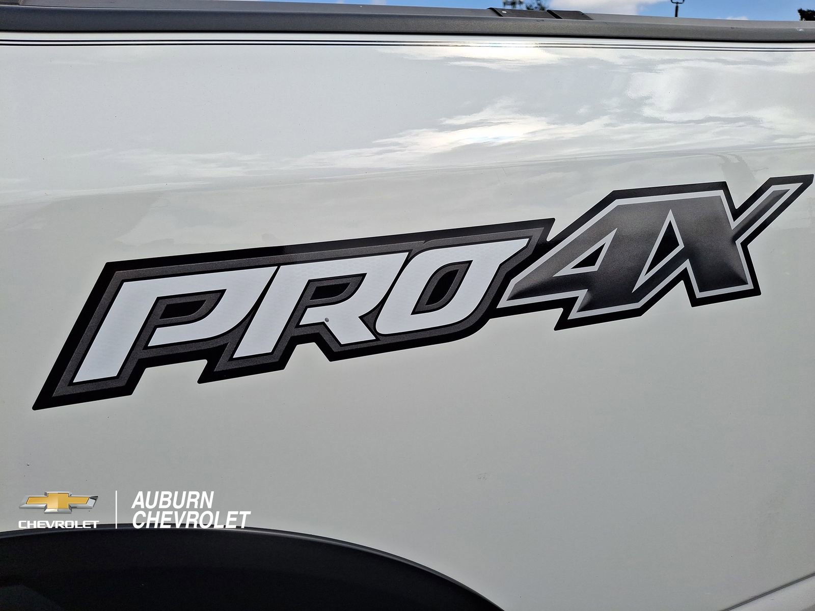 Used 2021 Nissan Titan PRO-4X w/ Pro-4x Convenience Package AWD/4WD image 30