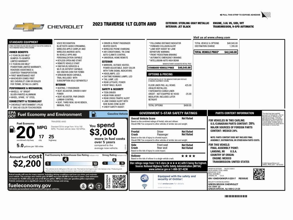 Used 2023 Chevrolet Traverse LT w/ LPO, Floor Liner Package image 2