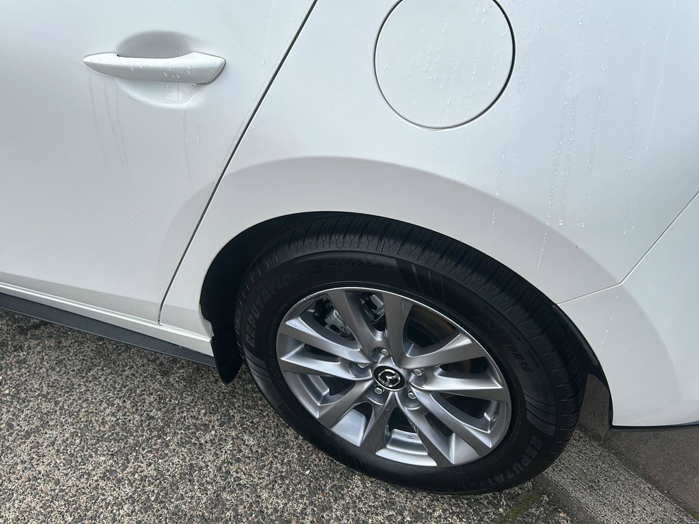 Used 2022 MAZDA MAZDA3 s image 26