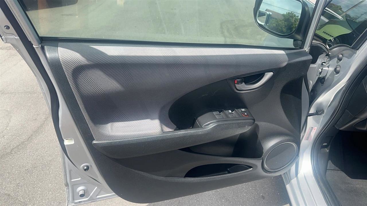 Used 2013 Honda Fit image 20