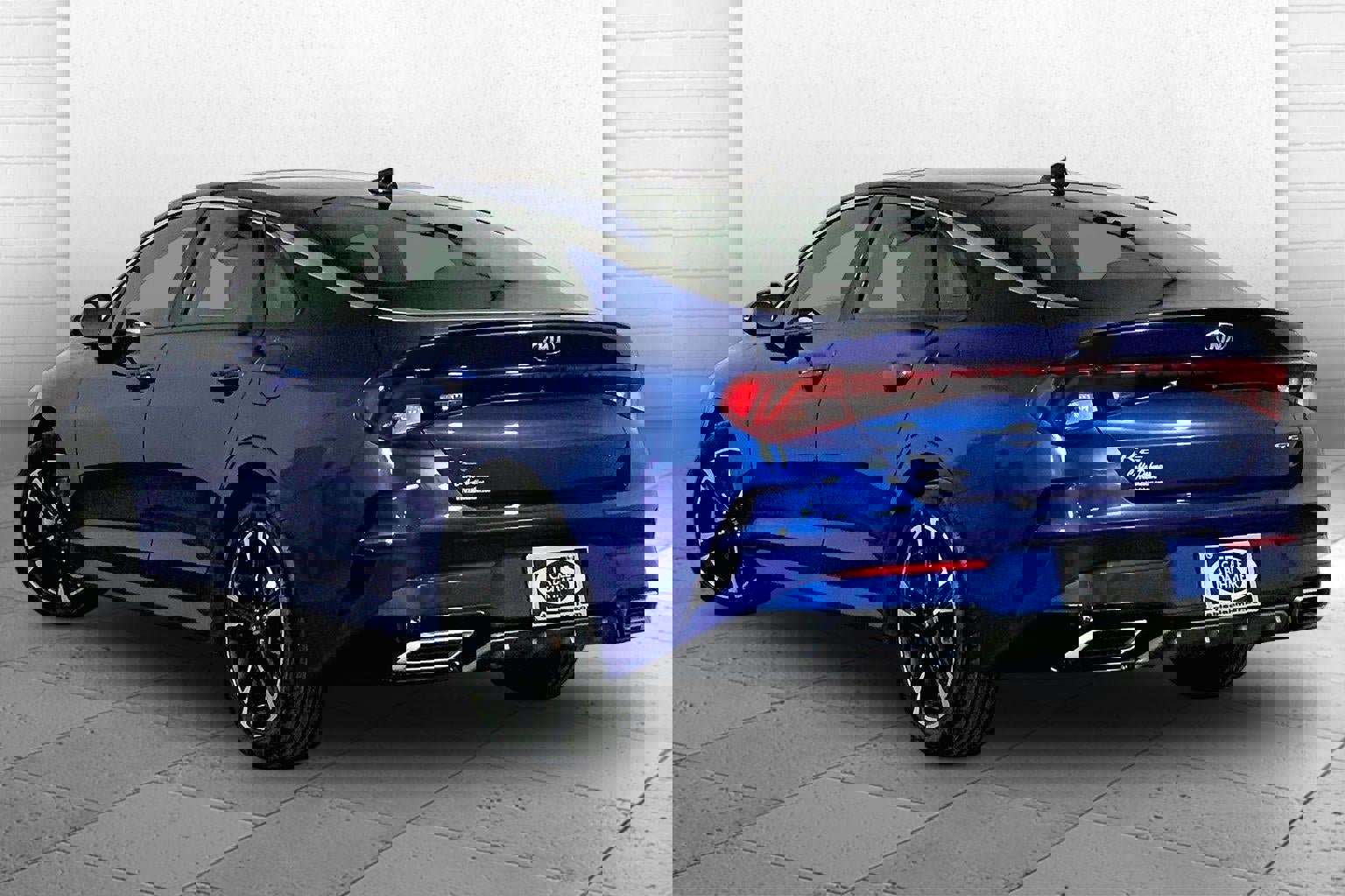 Used 2021 Kia K5 GT-Line w/ GT-Line FWD Premium Package image 11